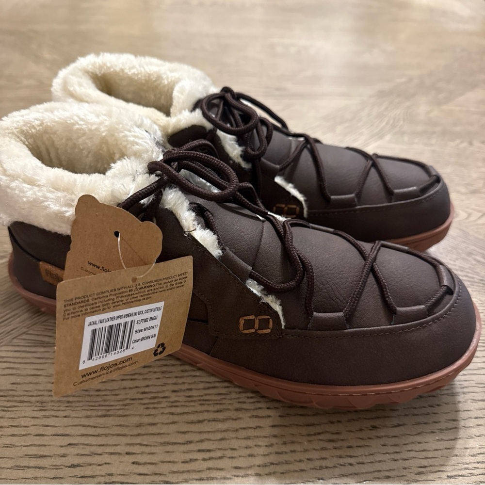 Flojos Unisex Jackal Faux Leather Upper W/Shearling Sock, Custom Outsole M10/W11